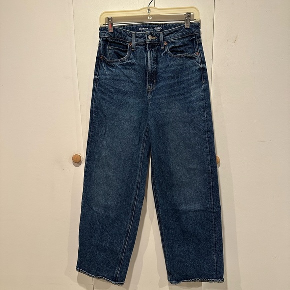 Old Navy Extra High-Waisted Wide-Leg Jeans - Picture 5 of 5